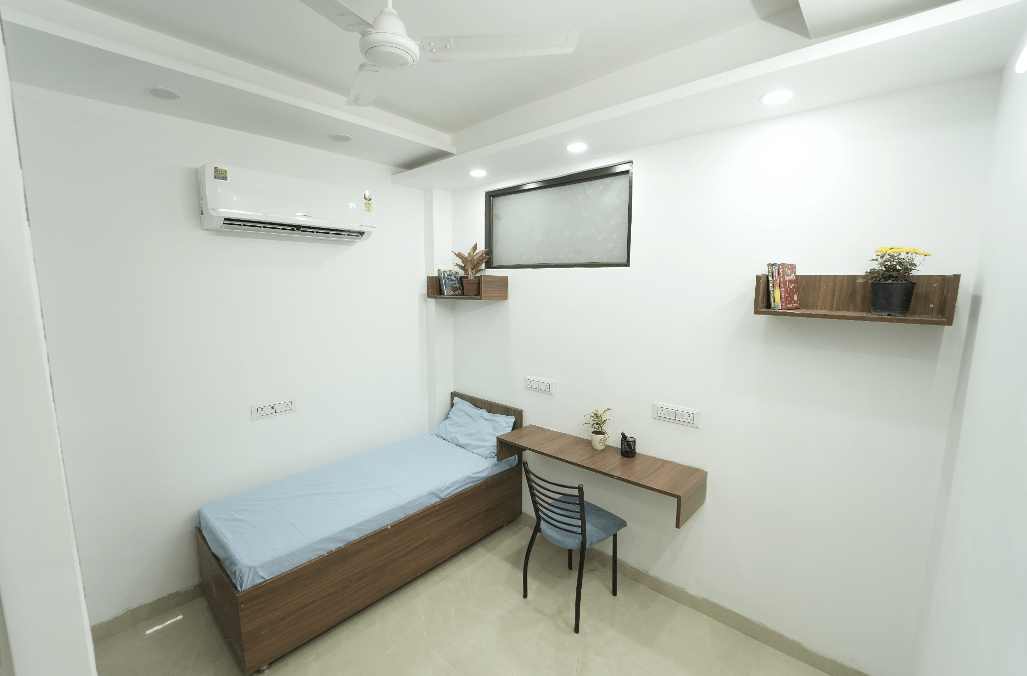Girls Single room at Nile House E-26, Single Storey PG in Vijay Nagar, Delhi - VN-G-745414
