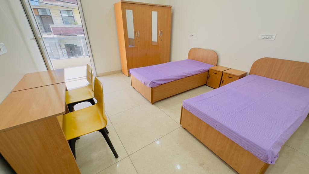 Girls Single room at Orion meissa 11231 ,plot c,Block 4 ,Near Bhagat Singh Chowk , Roop nagar , PG in Roop Nagar, Delhi - RN-G-319922