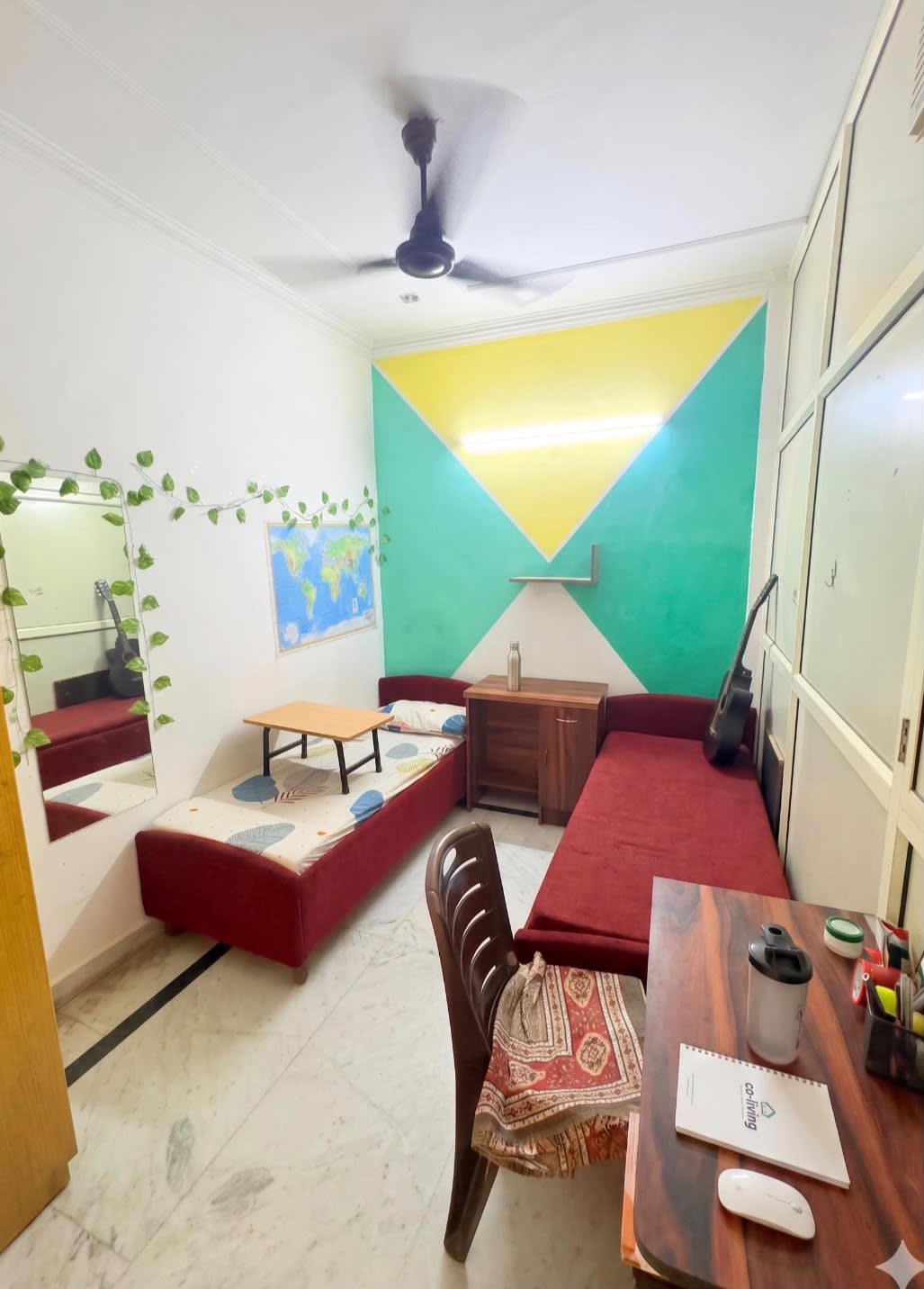 Girls Single room at Vidhya Niwas Hostel B57 PG in Vijay Nagar, Delhi - VN-G-658224