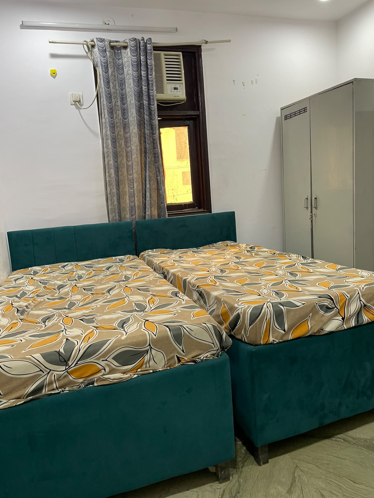 Boys Single room at Vidhya Niwas Hostel D56 PG in Vijay Nagar, Delhi - VN-B-924764