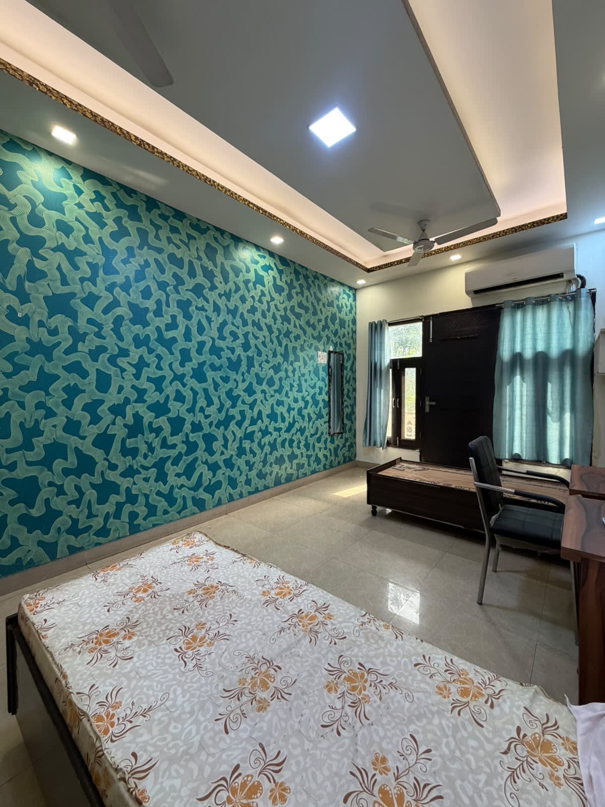 Girls Shared room at Vidhya Niwas Hostel G4 PG in Vijay Nagar, Delhi - VN-G-303488